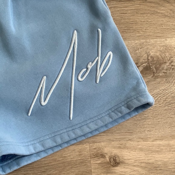 Strawberry Milk Mob - Blue Short - Picture 3 of 10